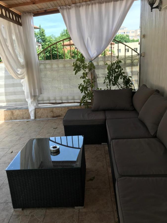 White Rose Guest Rooms Μπουργκάς Εξωτερικό φωτογραφία
