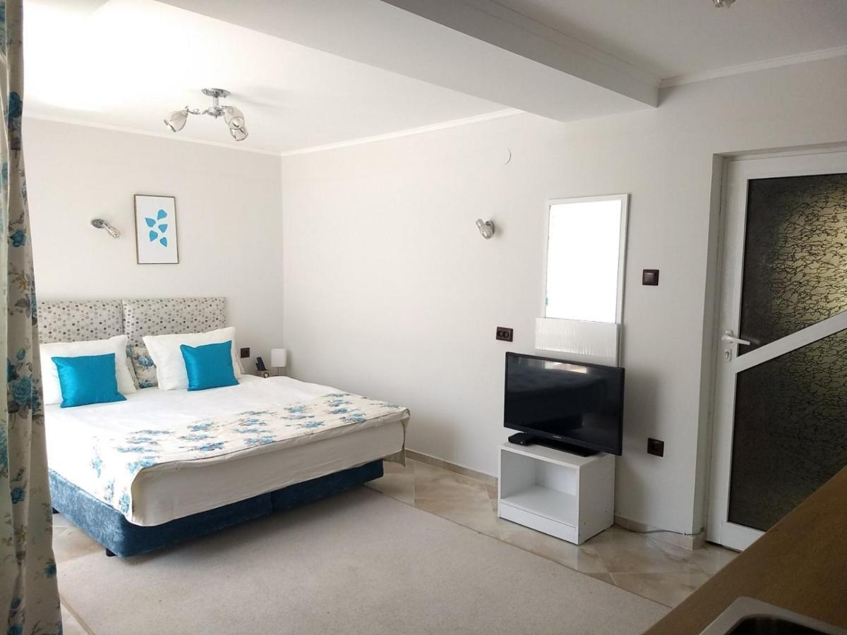 White Rose Guest Rooms Μπουργκάς Εξωτερικό φωτογραφία