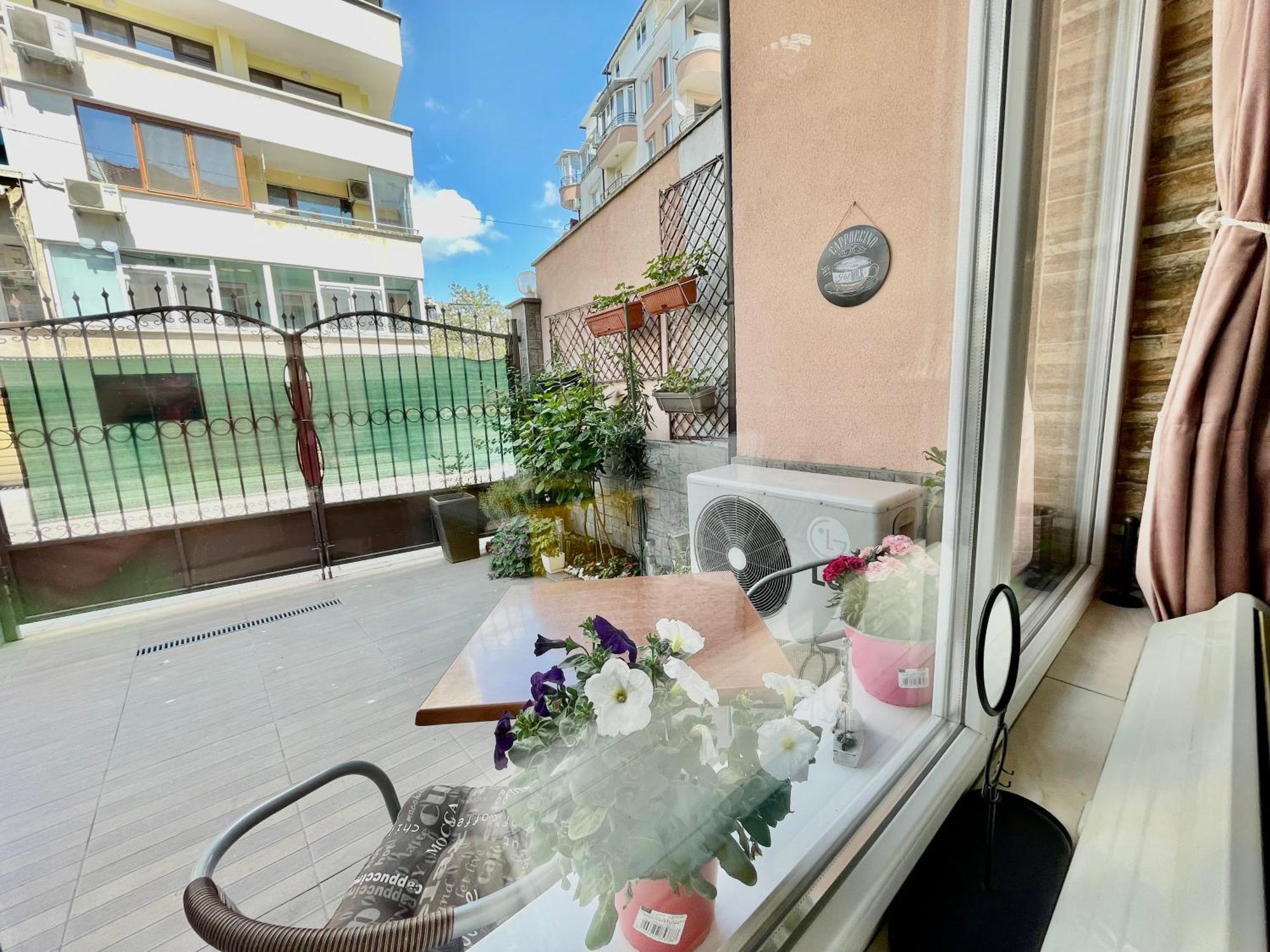 White Rose Guest Rooms Μπουργκάς Εξωτερικό φωτογραφία