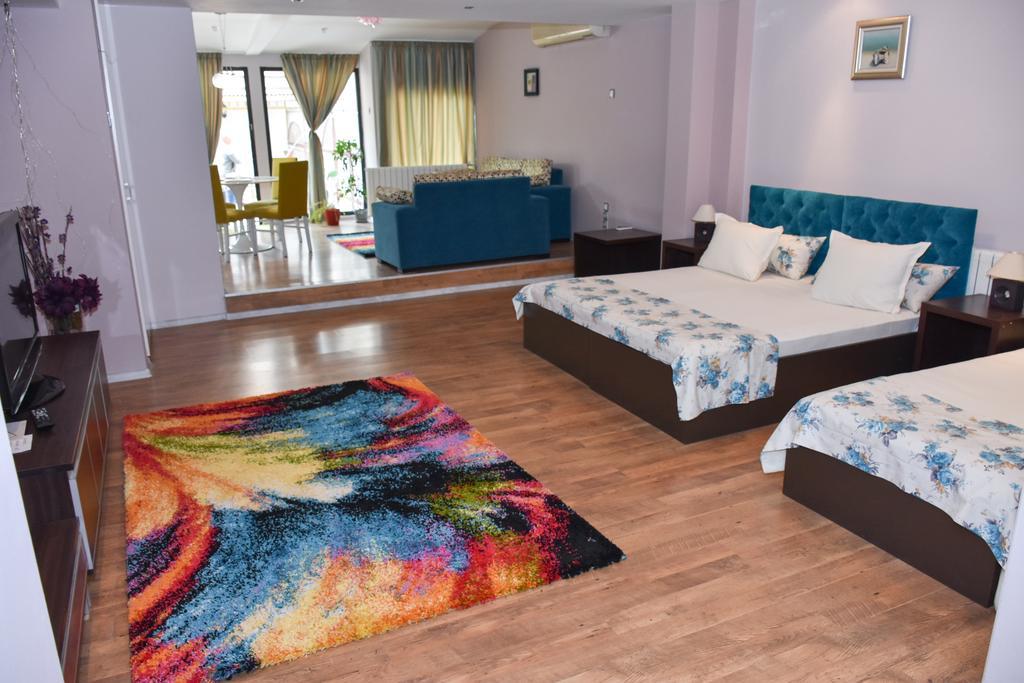 White Rose Guest Rooms Μπουργκάς Εξωτερικό φωτογραφία