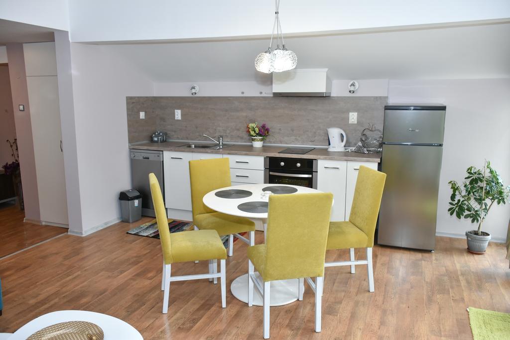 White Rose Guest Rooms Μπουργκάς Εξωτερικό φωτογραφία