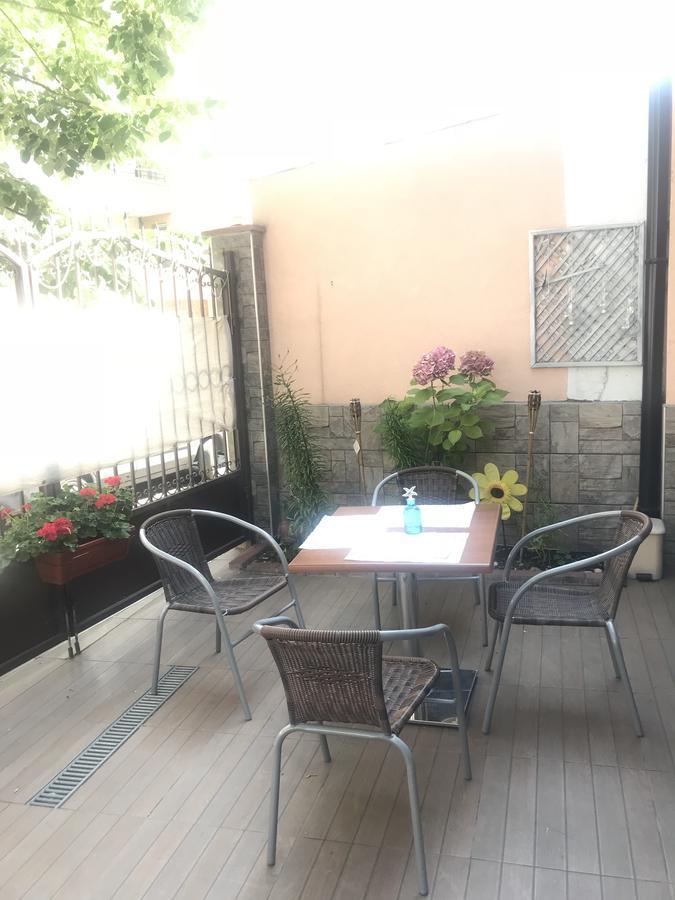 White Rose Guest Rooms Μπουργκάς Εξωτερικό φωτογραφία